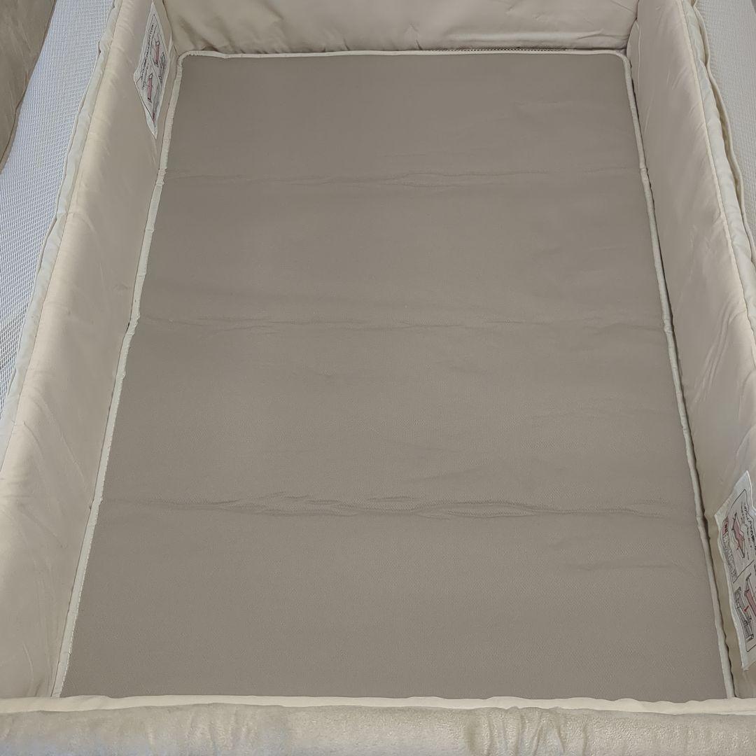 【美品】アップリカ　ココネルエアープラスAB　ホワイトベージュ　取説　保存袋付き