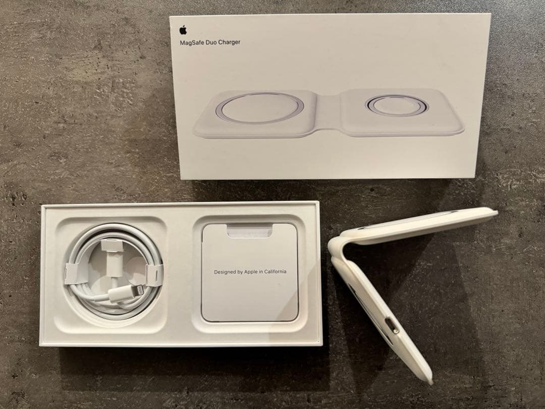 Apple MagSafeデュアル充電パッド MHXF3AM/A