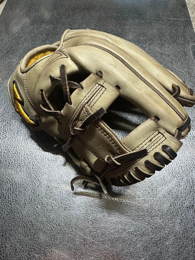 ミズノプロ　硬式グローブ　内野用