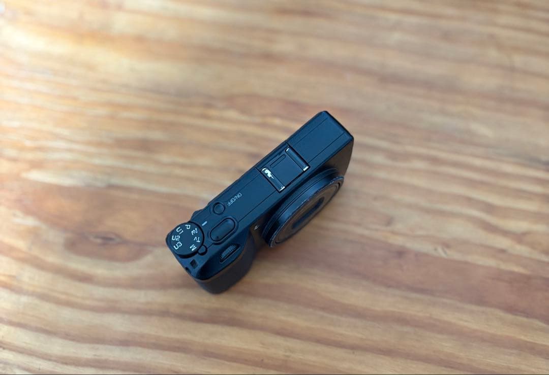 GR コンパクトデジタルカメラ ブラック