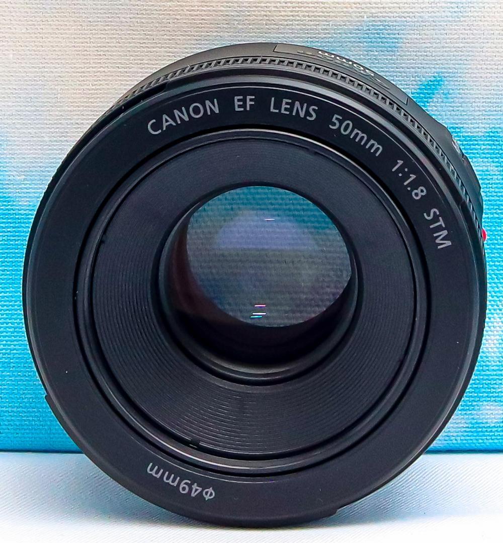 キャノン Canon EF 50mm F1.8 STM⭐️大人気単焦点レンズ⭐️