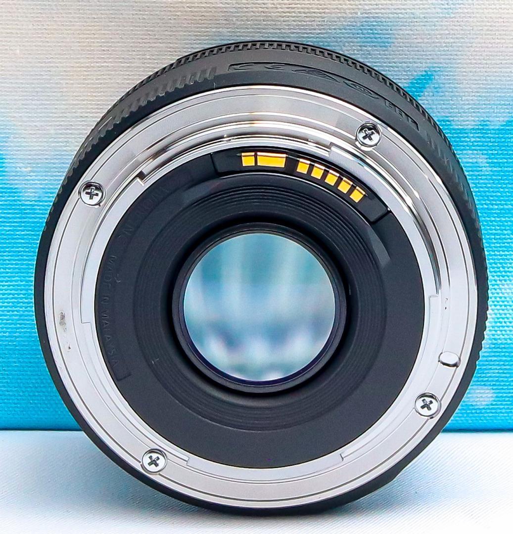 キャノン Canon EF 50mm F1.8 STM⭐️大人気単焦点レンズ⭐️