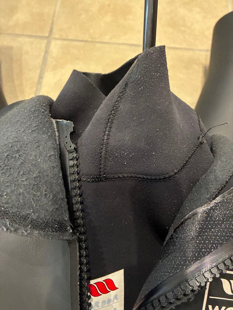 ウエスト　ウェットスーツ　セミドライ