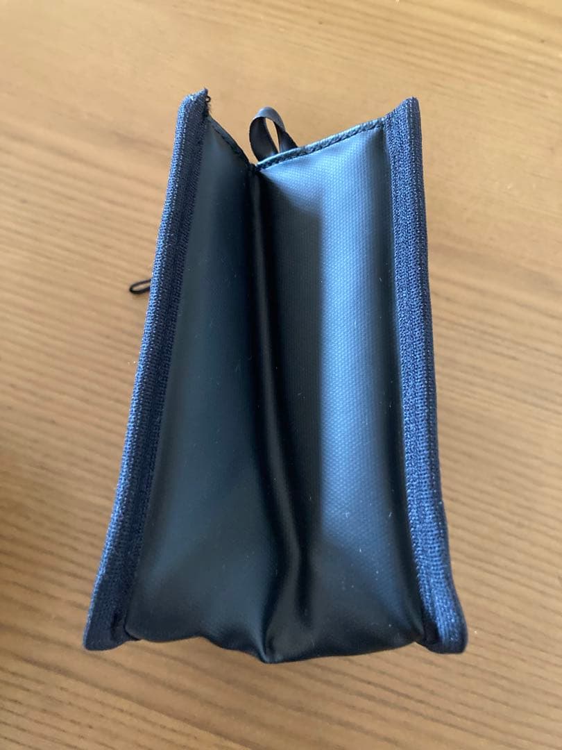 ARTISAN&ARTIST メイク道具収納バッグ