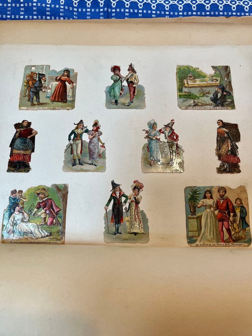 アンティーク赤ずきんちゃん♡他たっぷりのクロモス貼り大盤サイズアルバム冊子