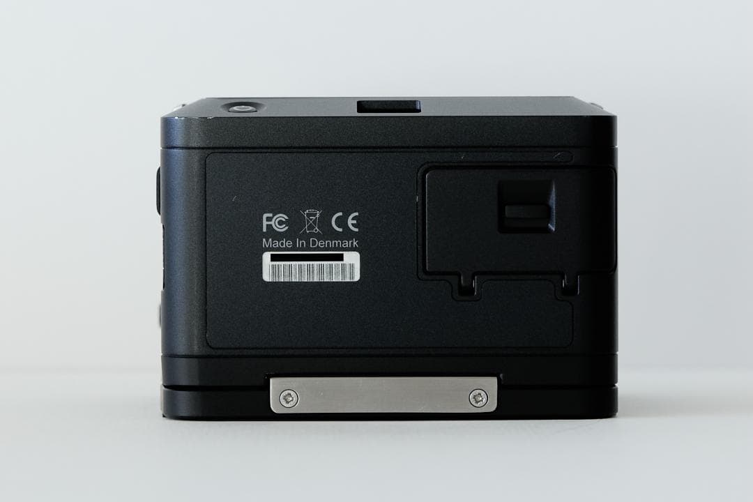 PHASE ONE IQ150 / 50MP（液晶画面に保護フィルムあり）