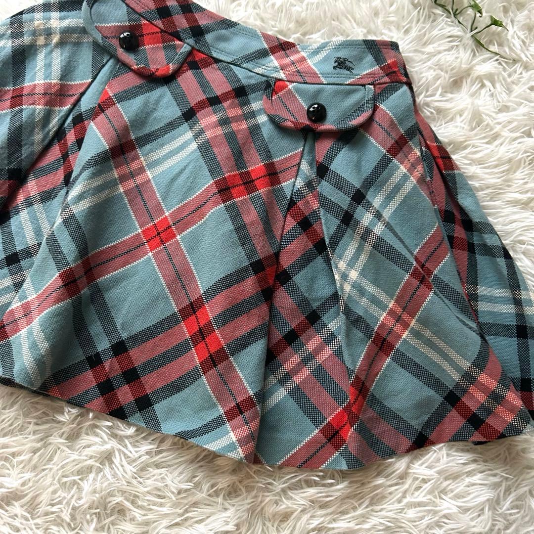 バーバリーブルーレーベル　水色　プリーツ　チェック　スカート ロゴ刺繍