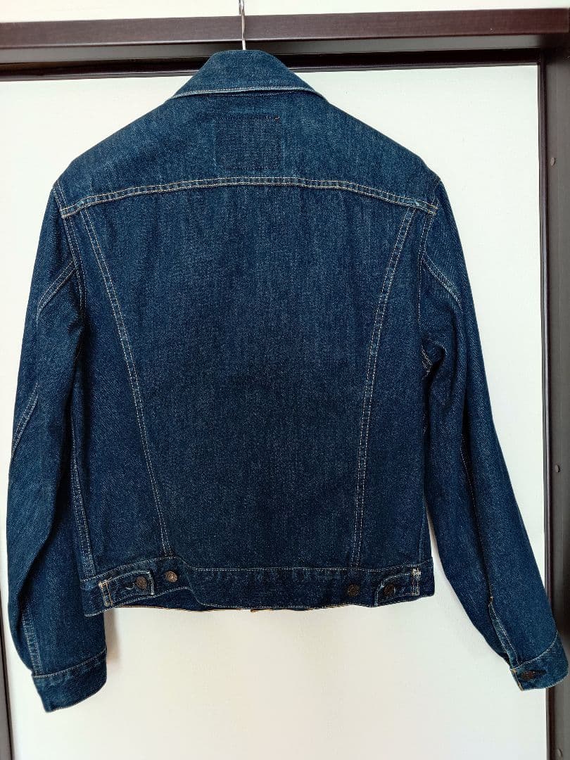 ズ*ー様 【LEVIS】71557 デニムジャケット 3rd 濃紺 42 ビッグ