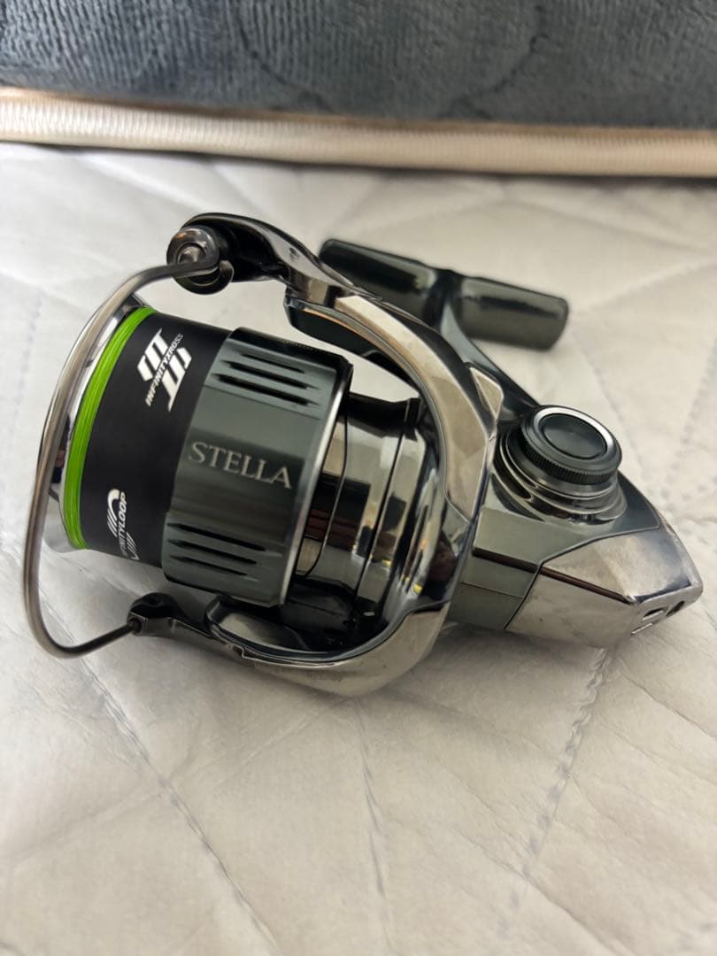 イ*レ様 SHIMANO 22 ステラ　C2500S 新品購入時全付属品込み