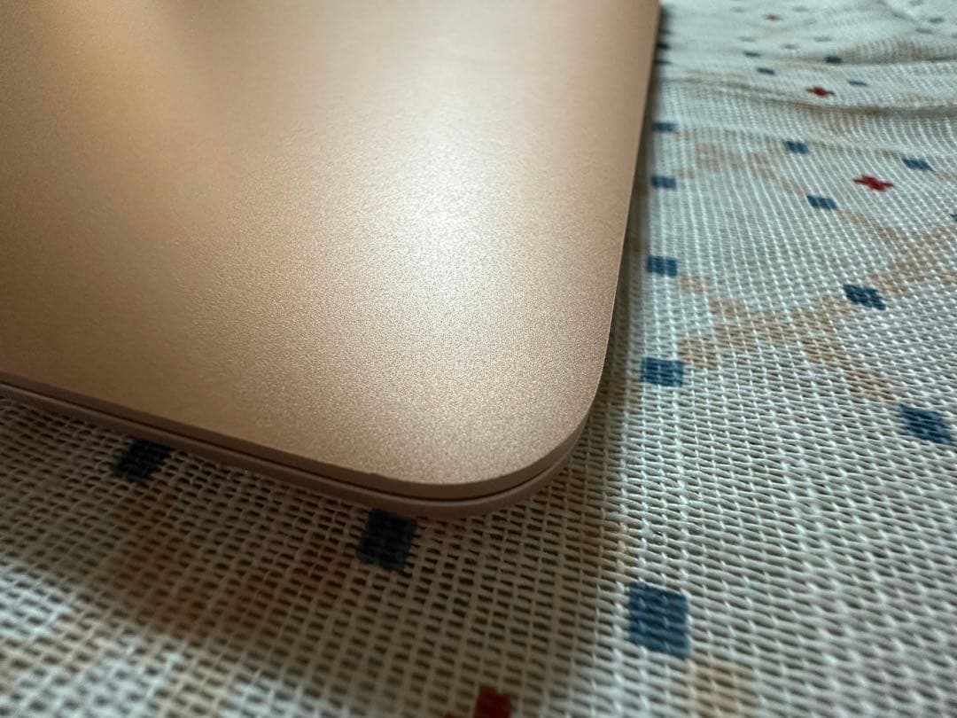 MacBook Air M1(2020年) 13㌅ 8GB/256GB
