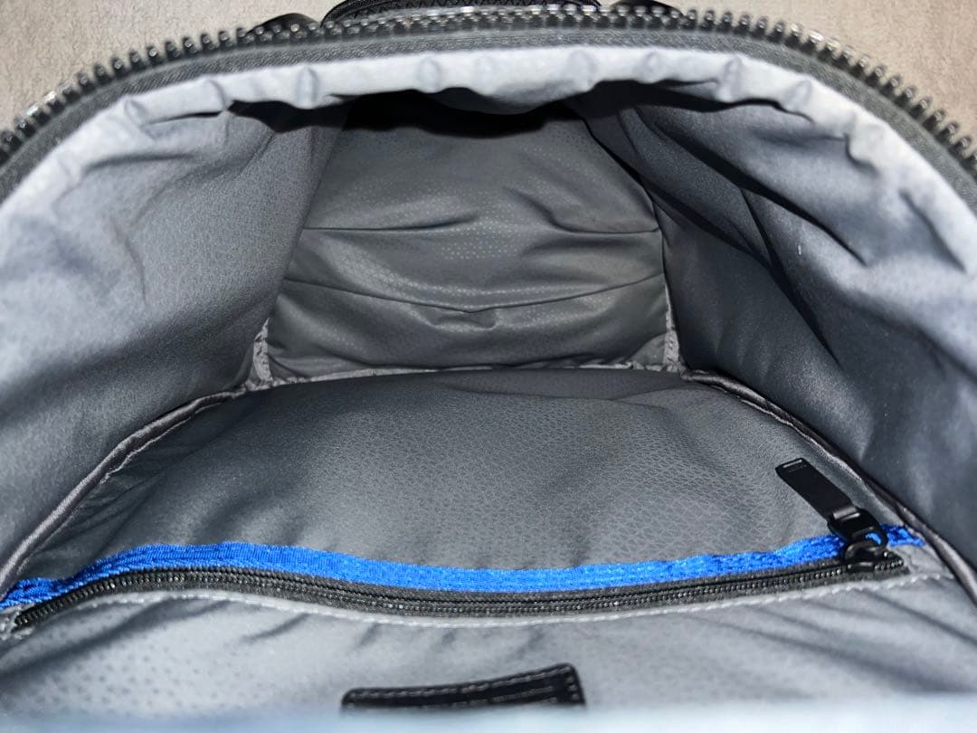 tumi tahoe ビジネス、タウンユース　リュック