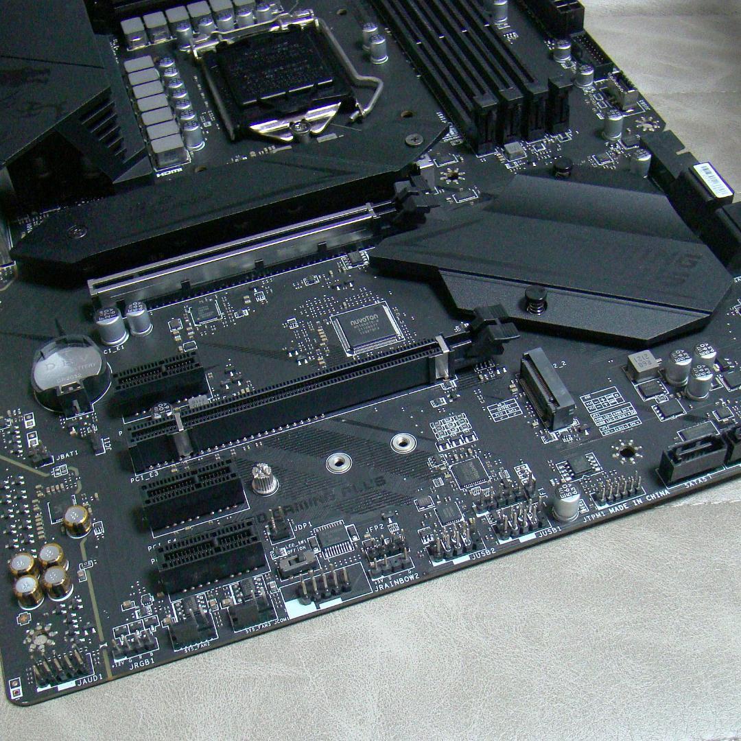 動作品♬　使用僅か♪　MSI　MPG　Z490 GAMING PLUS
