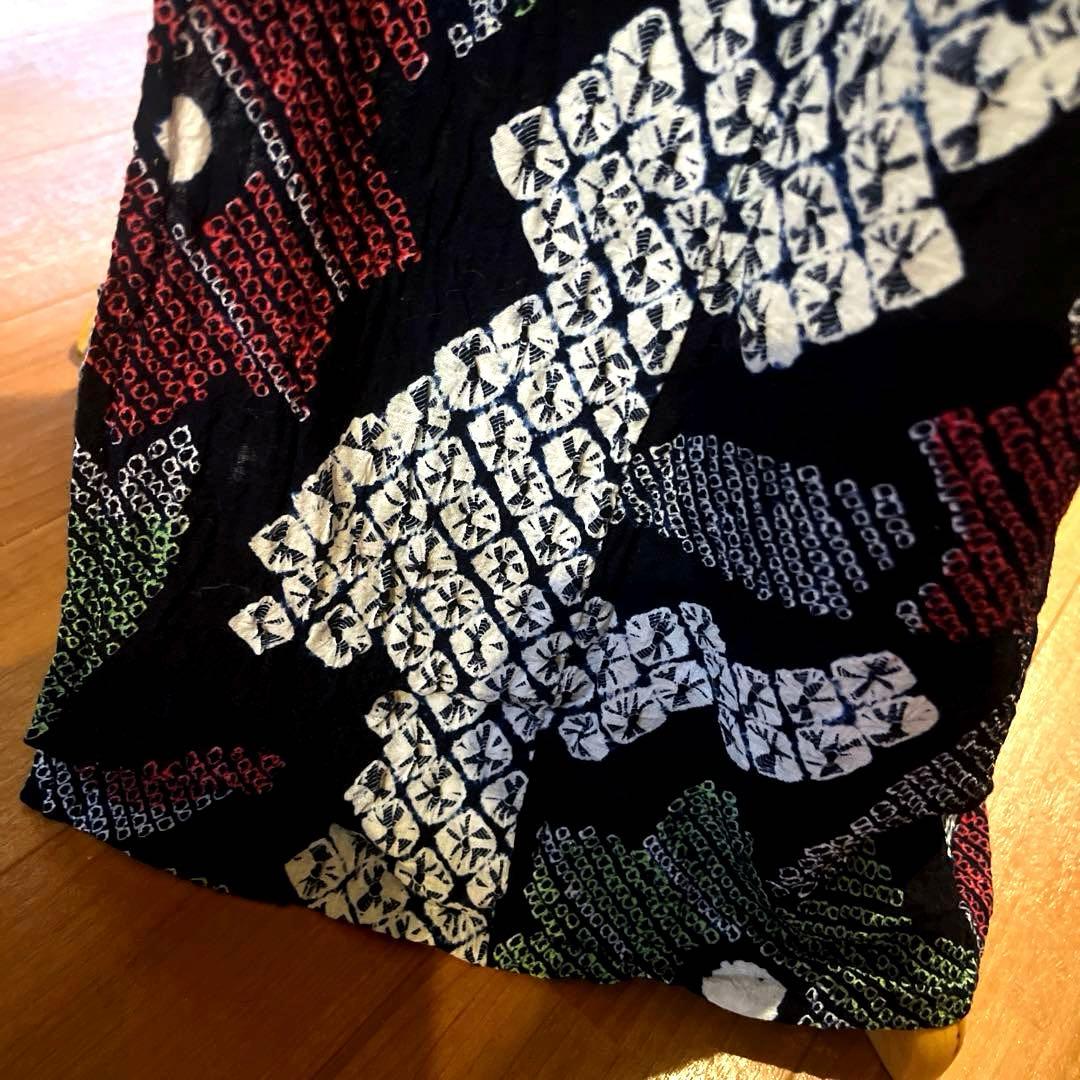 有松鳴海絞り 手蜘蛛 黒色寄りの濃紺 緑色 手縫い仕立て