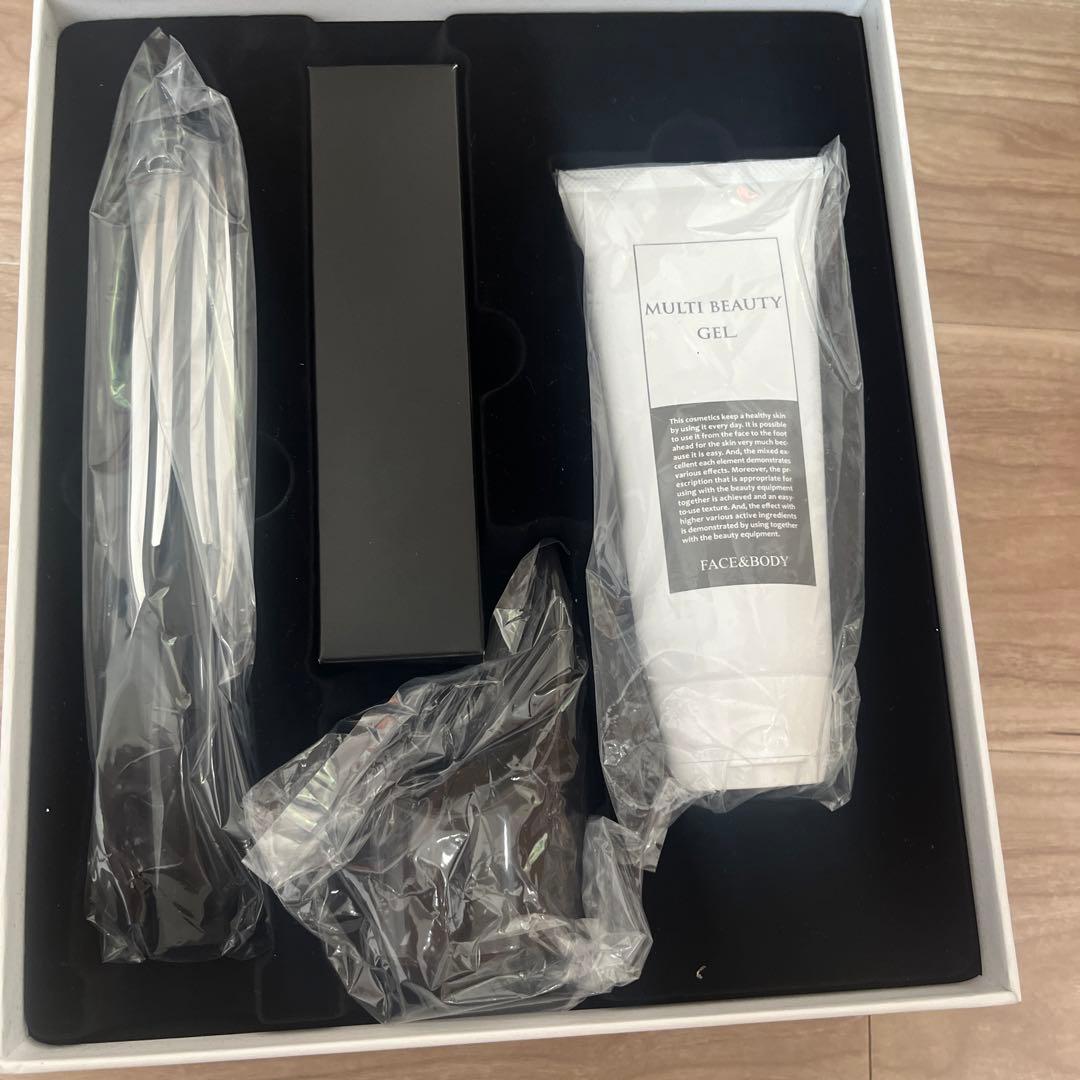 PYR KNIGHT パイラナイト