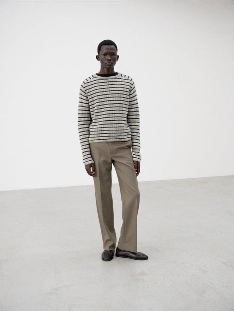 未使用AURALEE LIGHT MELTON NARROW SLACKS