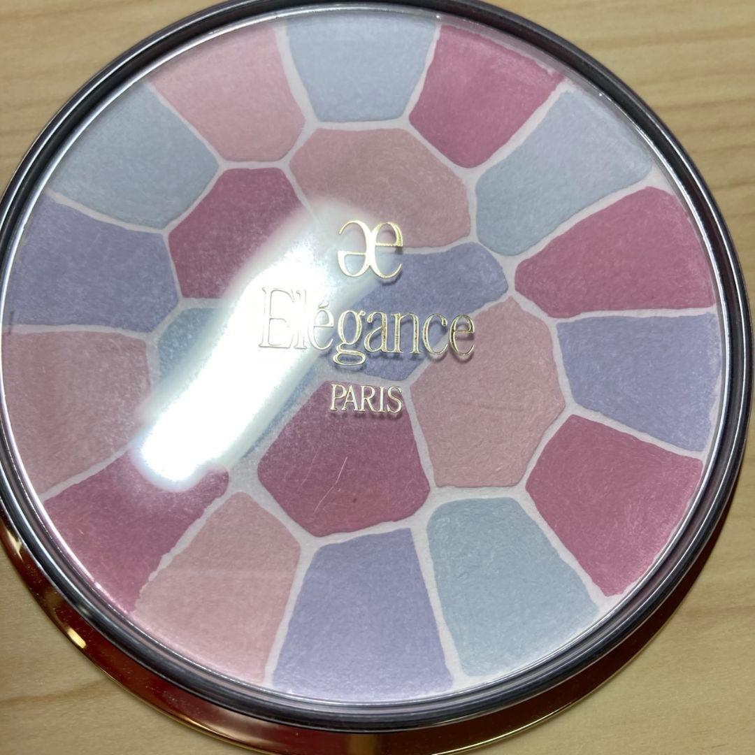 エレガンス ラ プードル オートニュアンス リクスィーズ フェイスパウダー Ⅷ