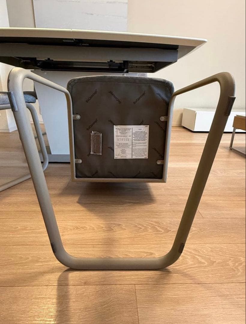 BoConcept（ボーコンセプト）ダイニングチェアLAUSANNEローザンヌ②