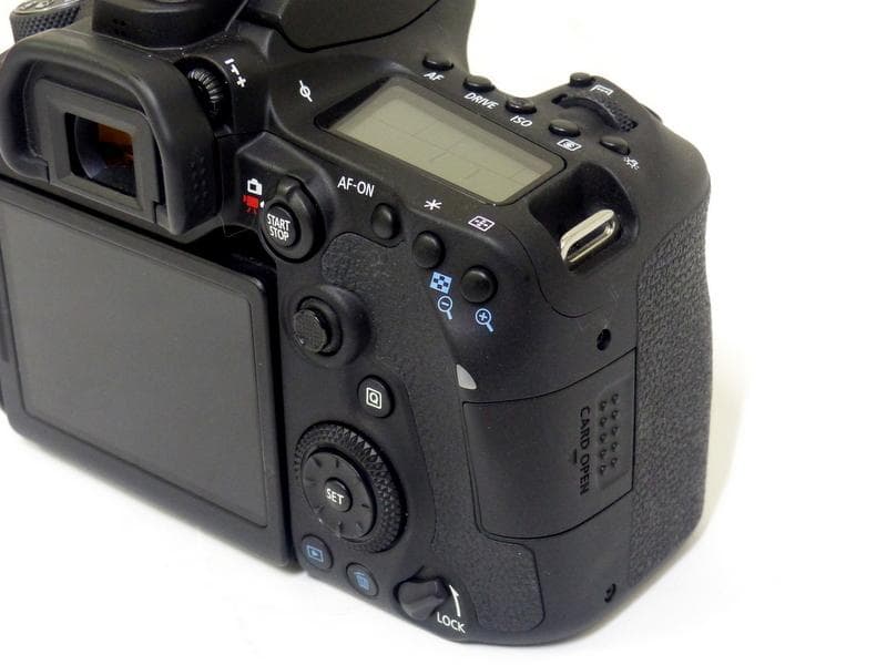 【2388】美品 Canon キャノン EOS 90D ボディ 一眼レフデジカメ