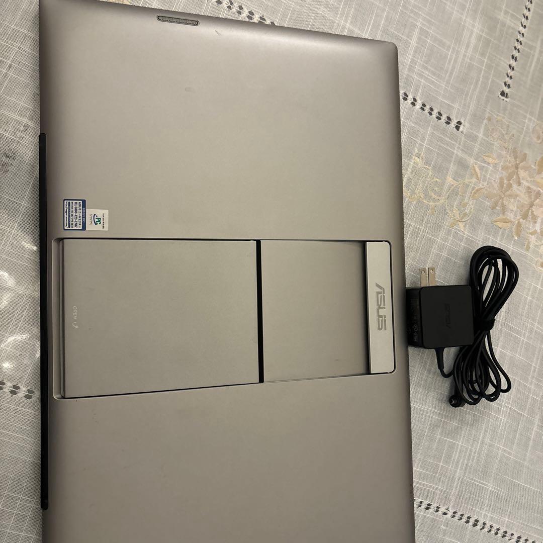 ディスプレイ・モニター本体 ASUS p1801-t