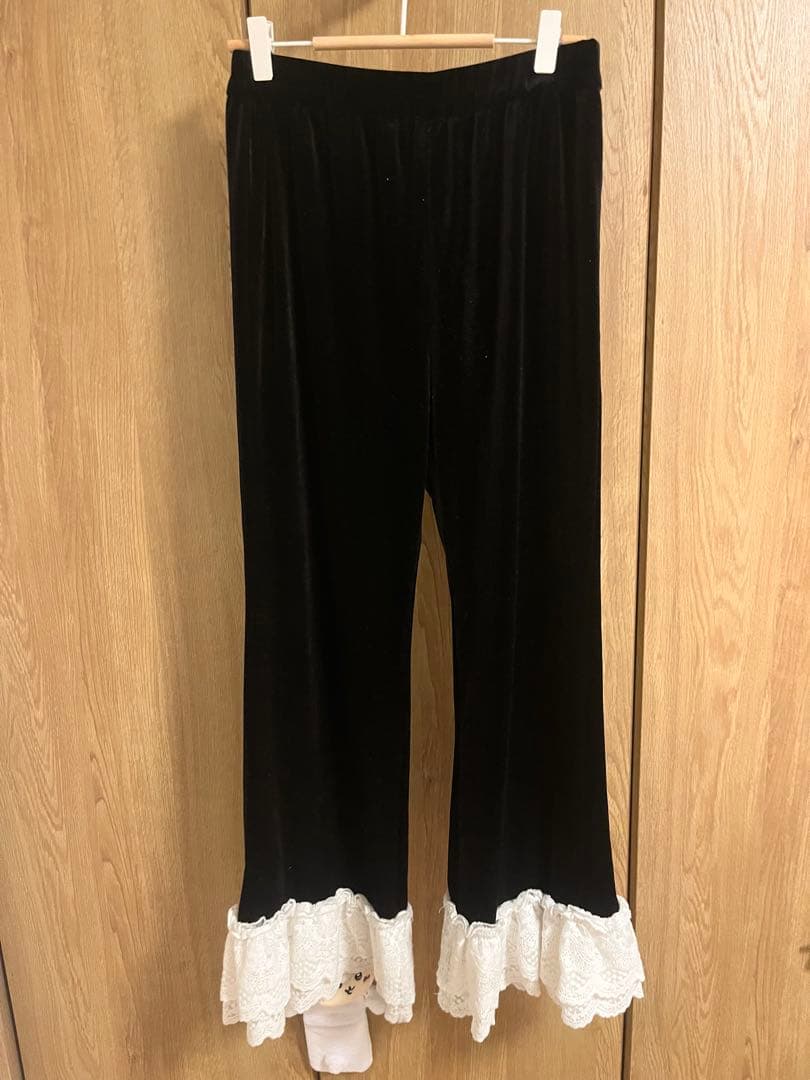 LILYBROWN バリエーションフリルパンツ　1サイズ