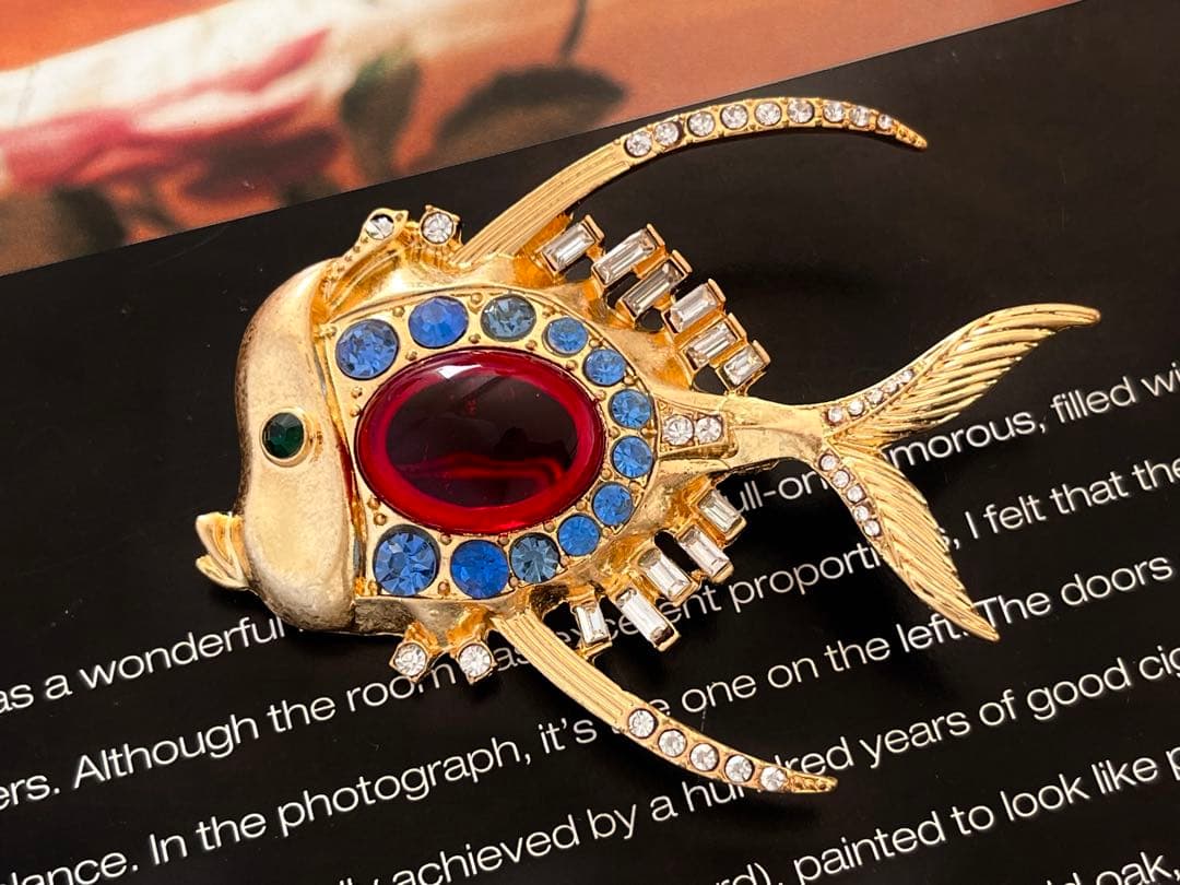 TRIFARI特大！ガラスヴィンテージブローチB237