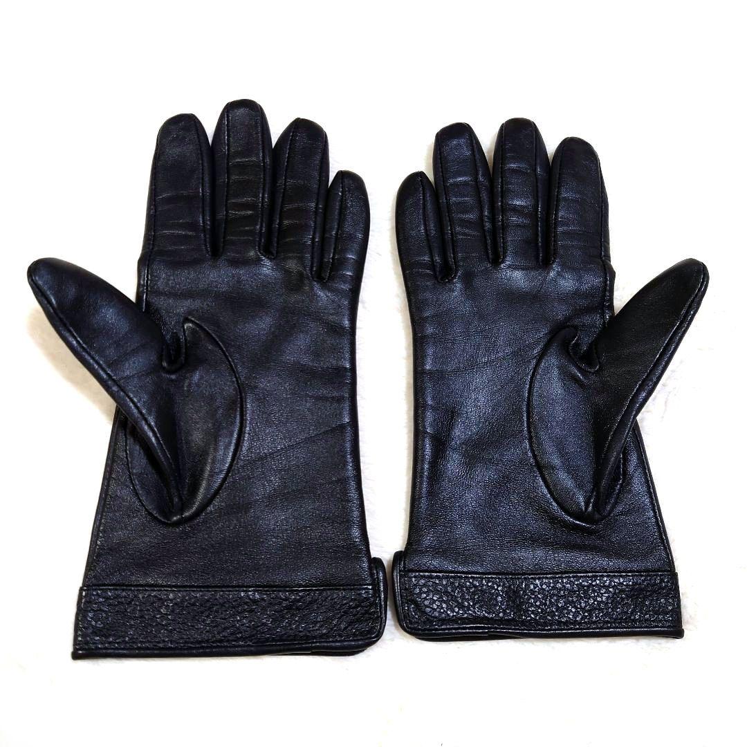 レザー手袋 オーブボタン 美品 ヴィヴィアンウエストウッド ブラック 内オーブ柄
