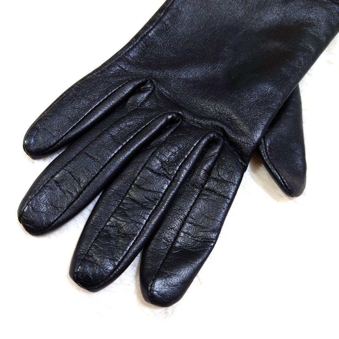 レザー手袋 オーブボタン 美品 ヴィヴィアンウエストウッド ブラック 内オーブ柄