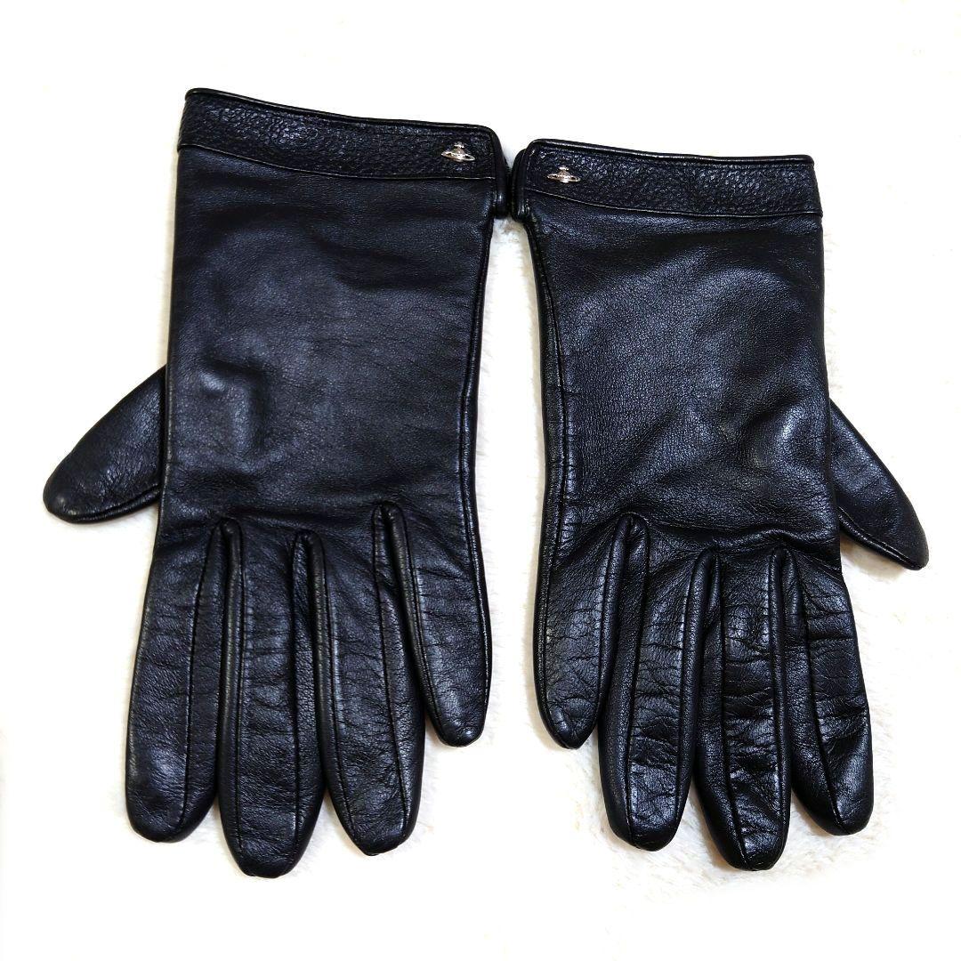 レザー手袋 オーブボタン 美品 ヴィヴィアンウエストウッド ブラック 内オーブ柄