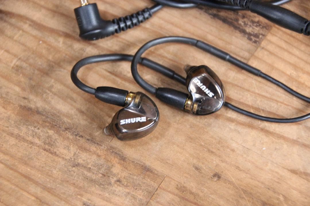 SHURE SE535 イヤホン