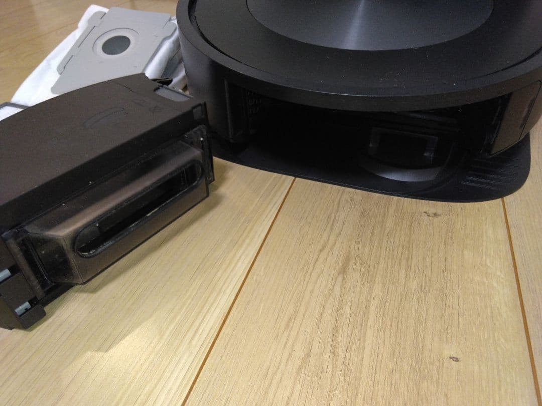 【使用半年　140時間】ルンバJ7+（2023購入）保守パーツ付set