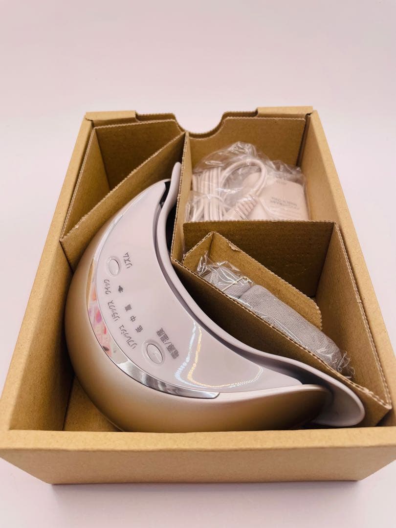 【美品】Panasonic EH-CSW68-N GOLD( 目もとエステ)