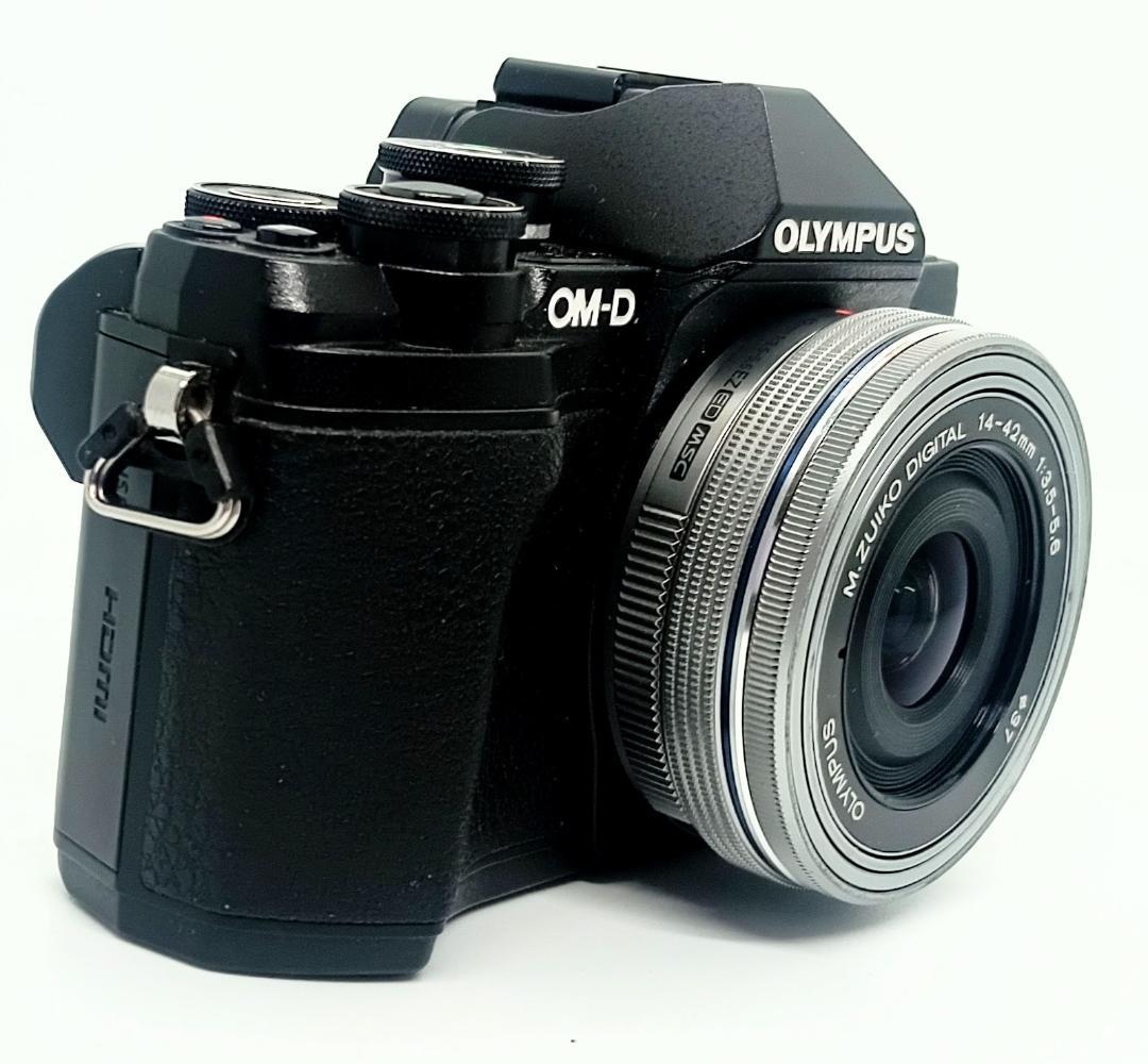 デジタルカメラ OLYMPUS OM-D E-M10 MarkIII Black 14-42mm