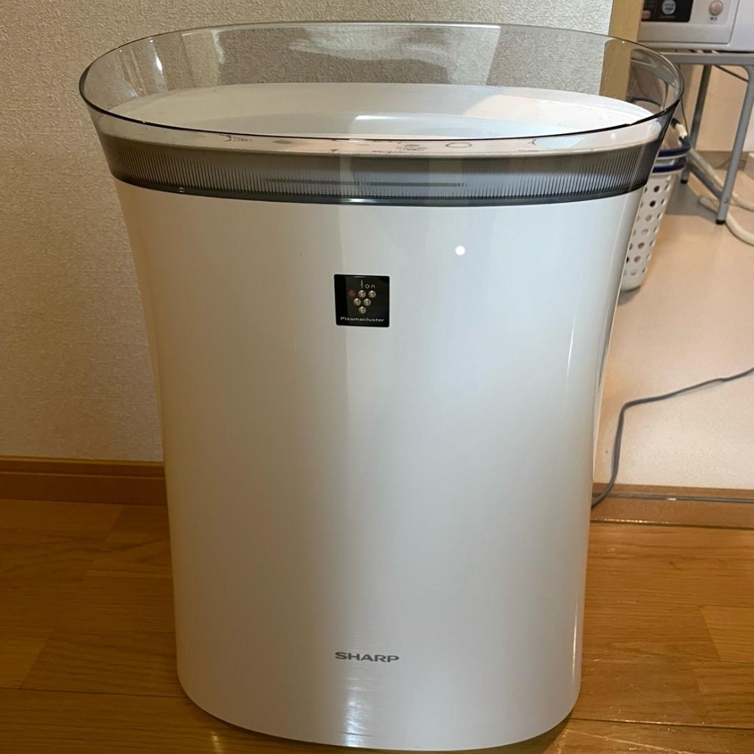 SHARP　薄型空気清浄機