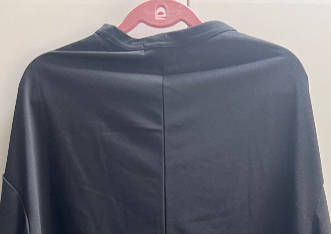 新品未使用　COMME des GARÇONS ブラック長袖トップス XS