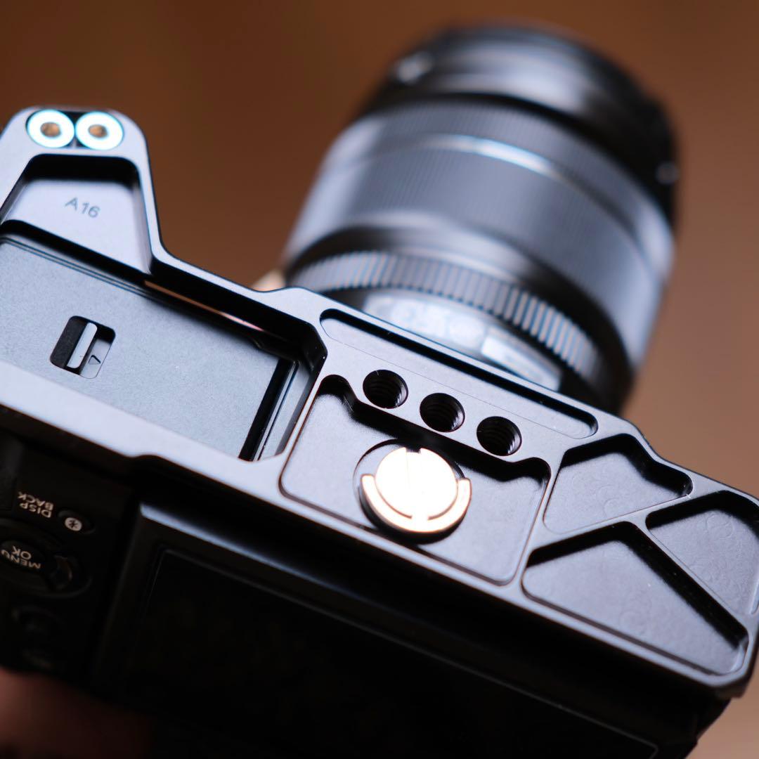 【極上】FUJIFILM X-T5 XF18-55レンズキットSmallRig付