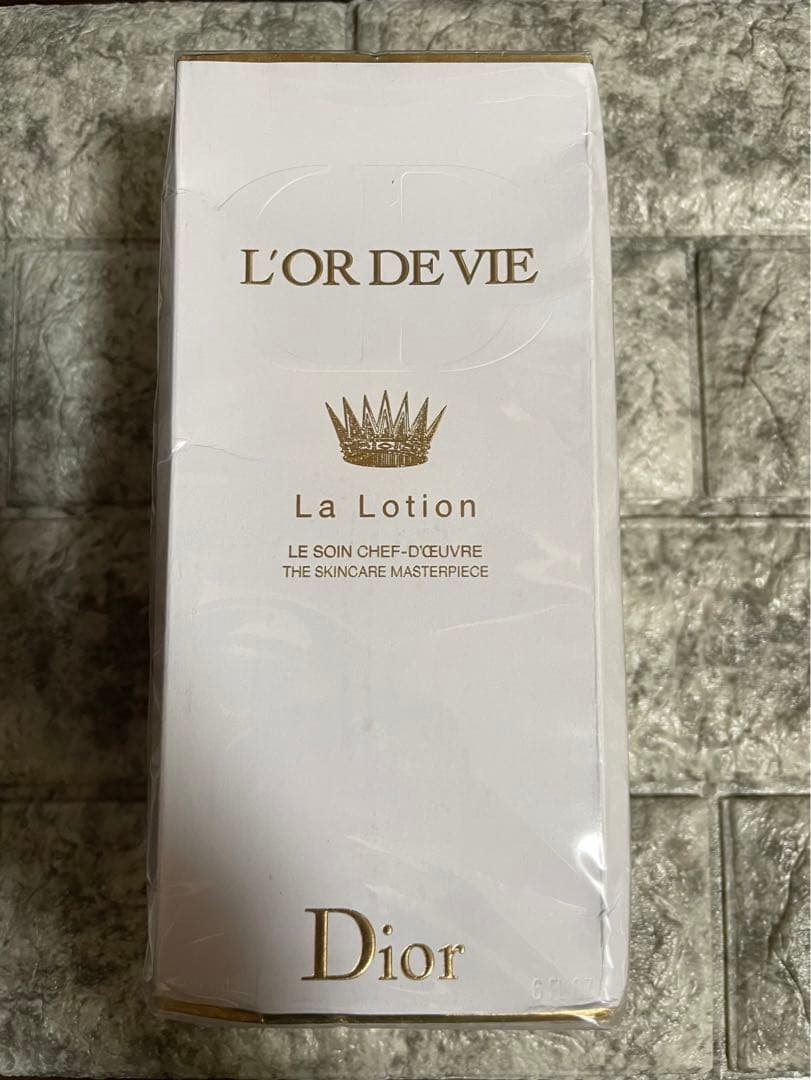 凹み有ります　ディオール オー・ド・ヴィ ラ ローション180ml