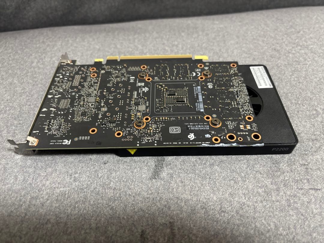 NVIDIA QUADRO グラフィックボード P2200