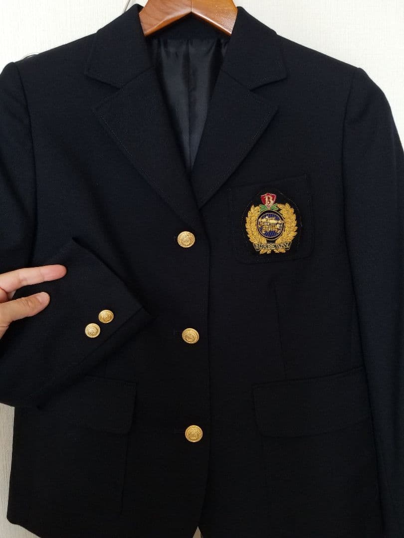 バーバリージャケットスカートセット2点 ベージュスカート ブレザー美品150