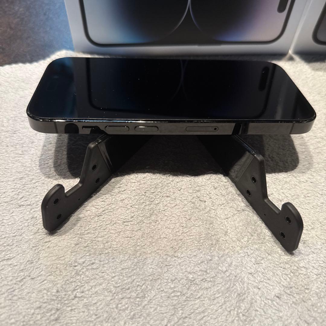 バッテリー100% iPhone 14 Pro スペースブラック 256GB