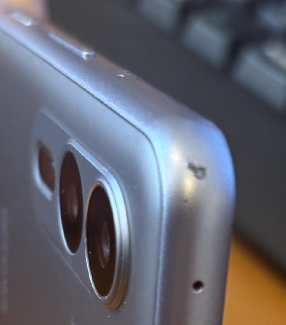 arrows We2 Plus M06 (グレー256GB)充電容量100％