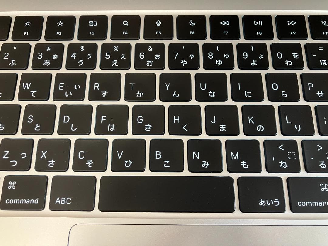 MacBook Air M4 シルバー 13インチ