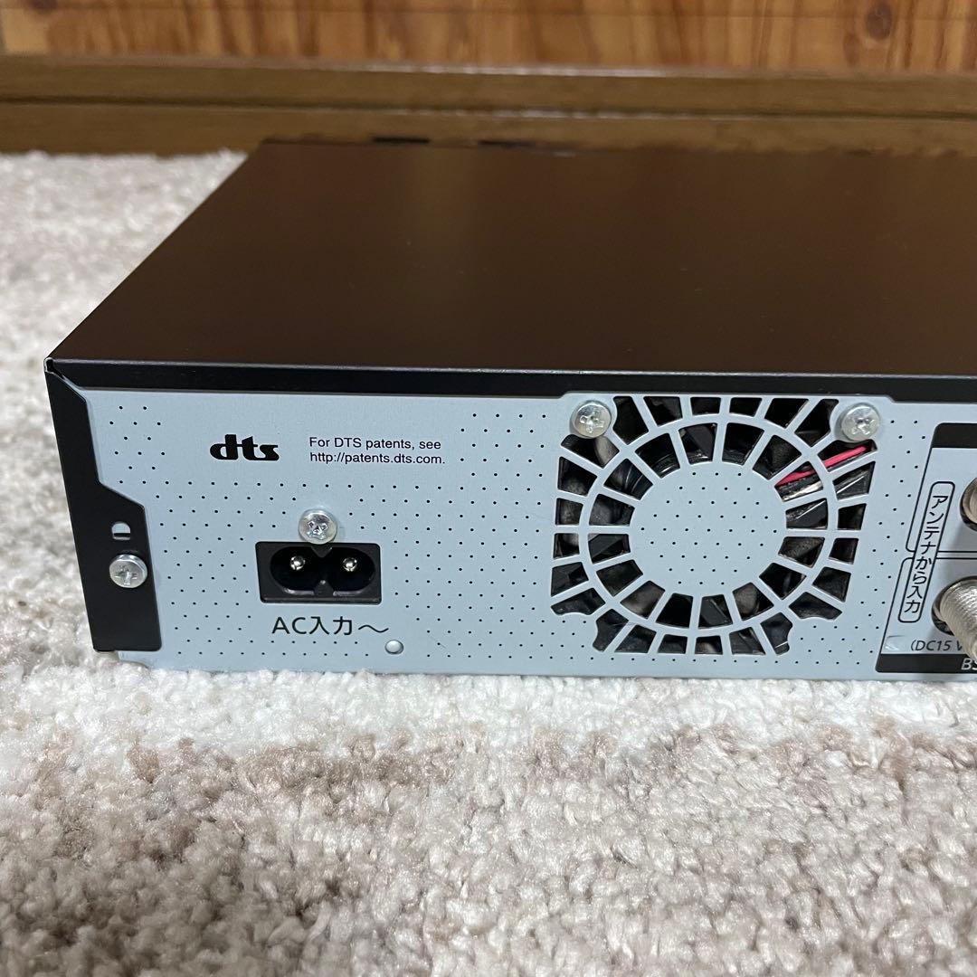 全国送料無料✨PANASONIC✨ ブルーレイレコーダー　DMR-2X302