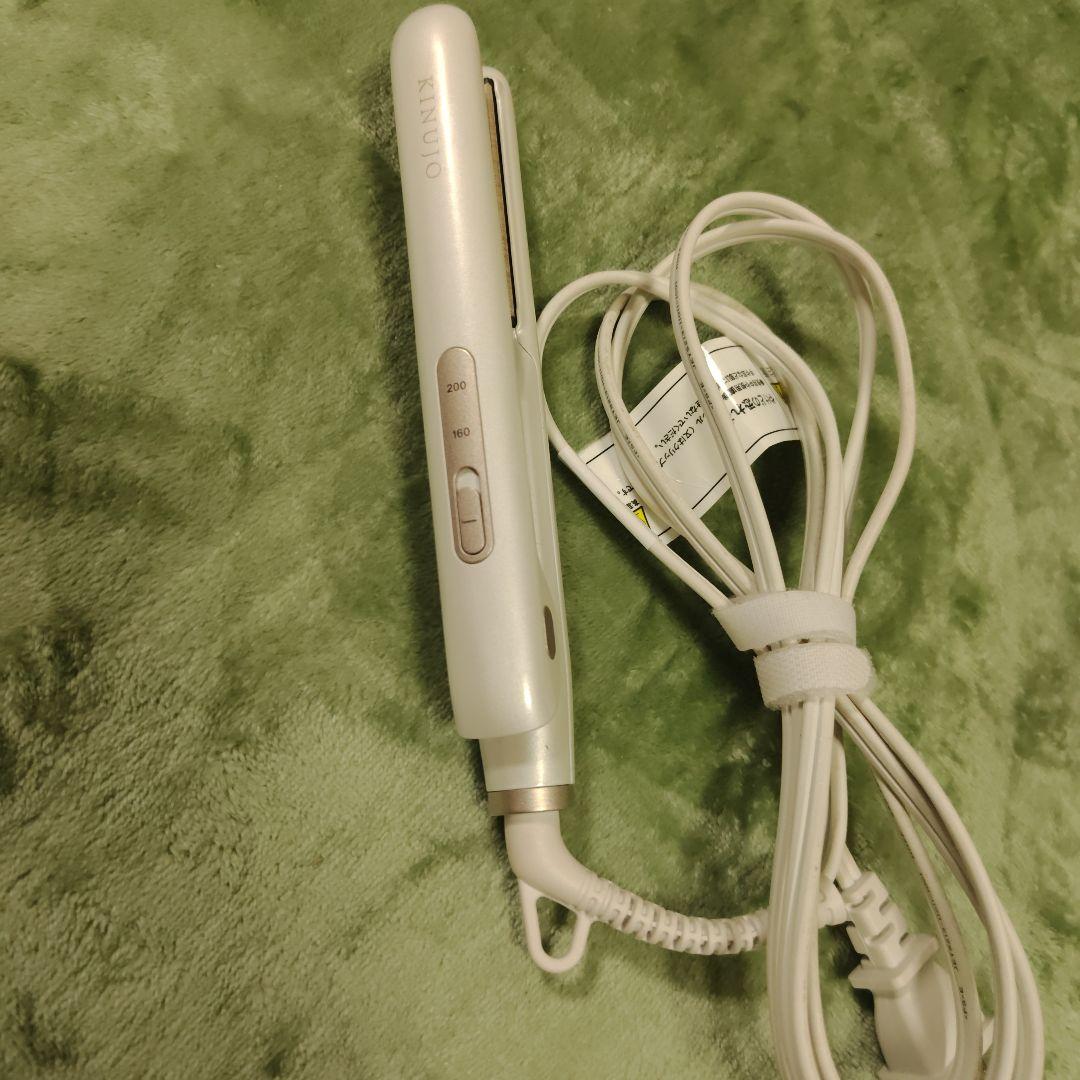 KINUJO ミニアイロン ホワイト　海外対応　deuxKM001 キヌジョ