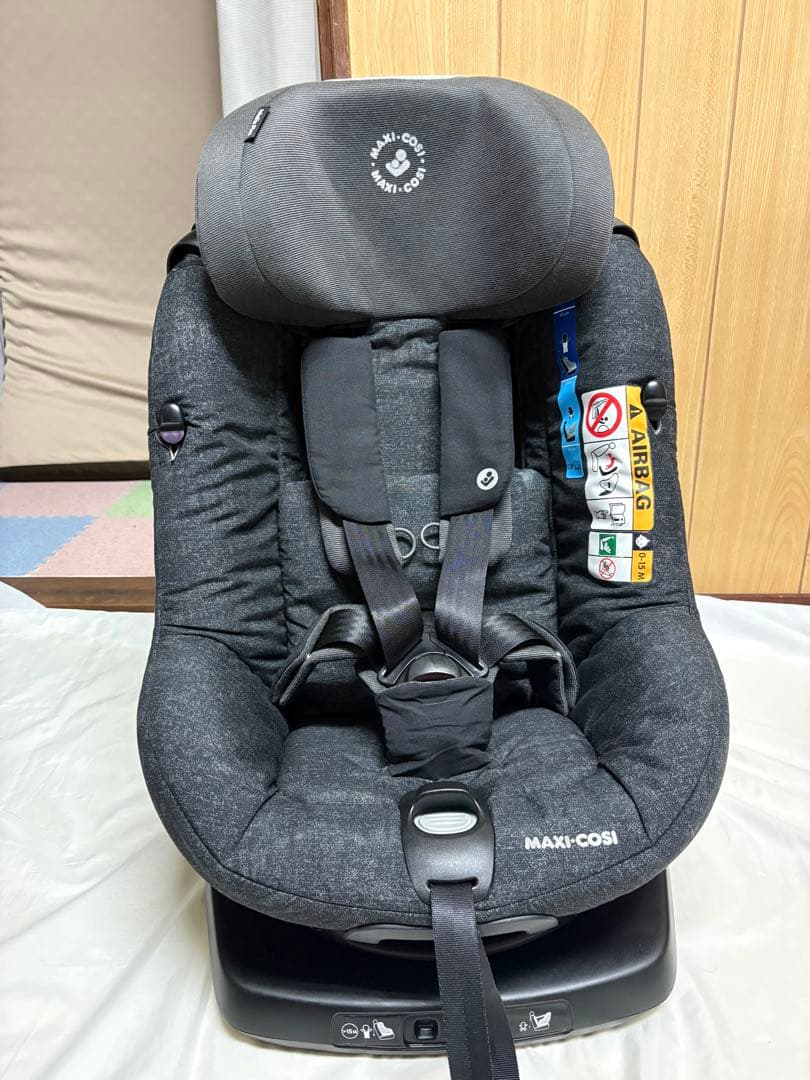 マキシコシ アクシスフィックスプラス isofix チャイルドシート 清掃済み