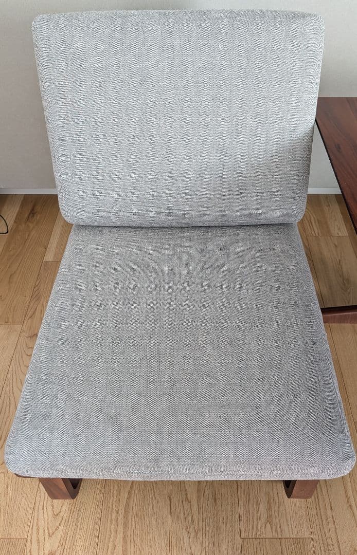 リビングでもダイニングでもつかえる ソファチェア ライトグレー 1人掛け×１脚②