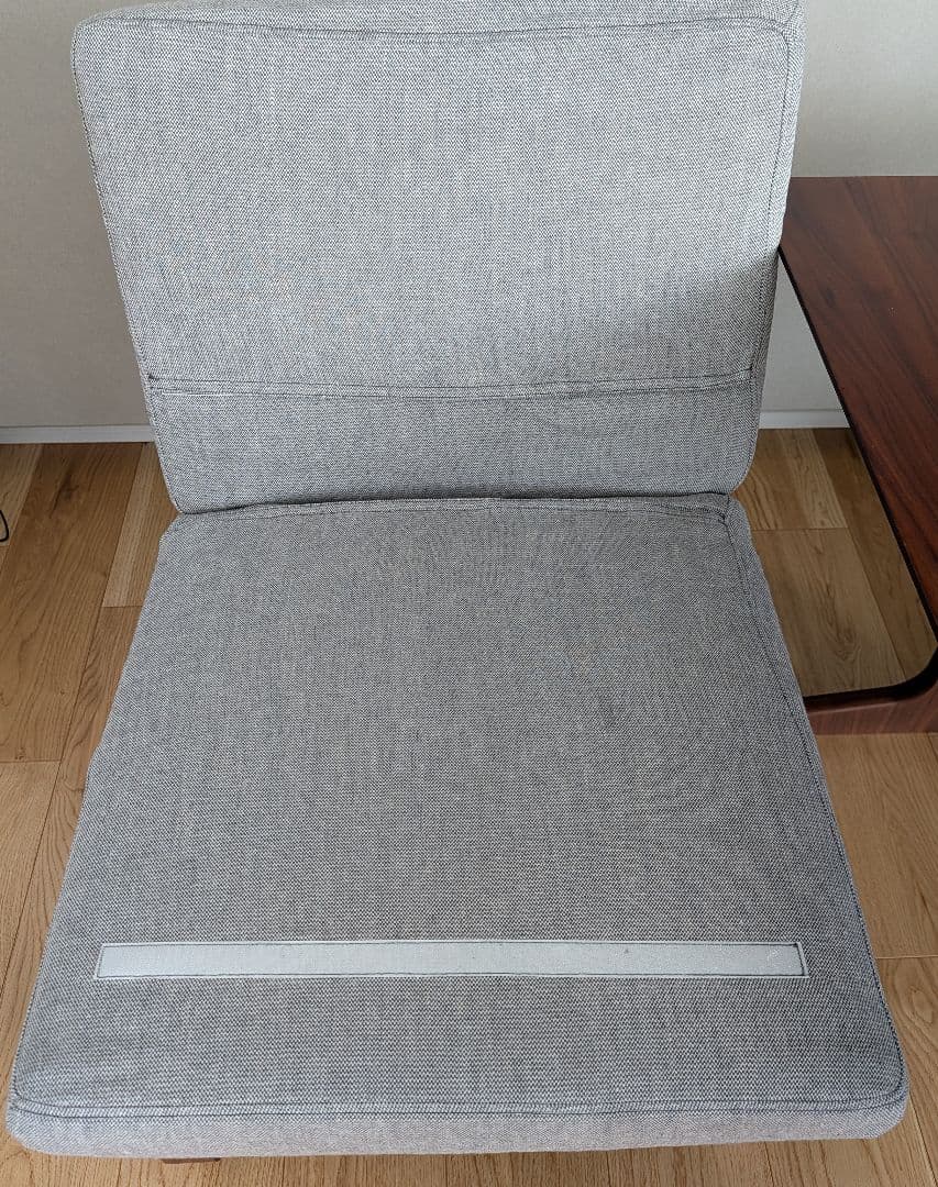 リビングでもダイニングでもつかえる ソファチェア ライトグレー 1人掛け×１脚②