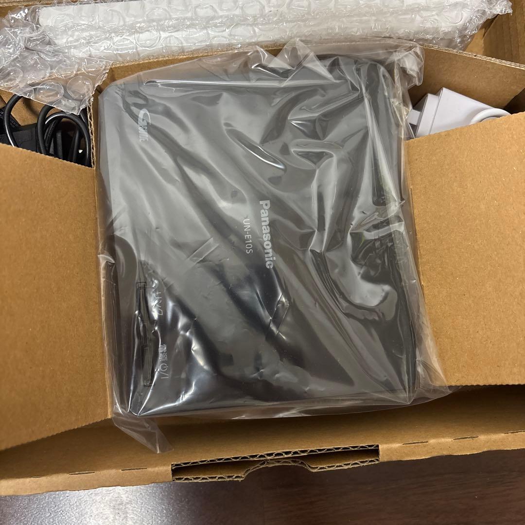 Panasonic プライベート・ビエラ 防水モデル UN-10E10 10V型