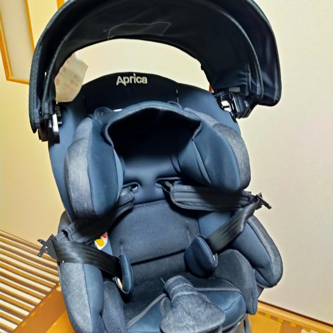 Aprica アップリカ フラディアグロウISOFIX チャイルド ブラック