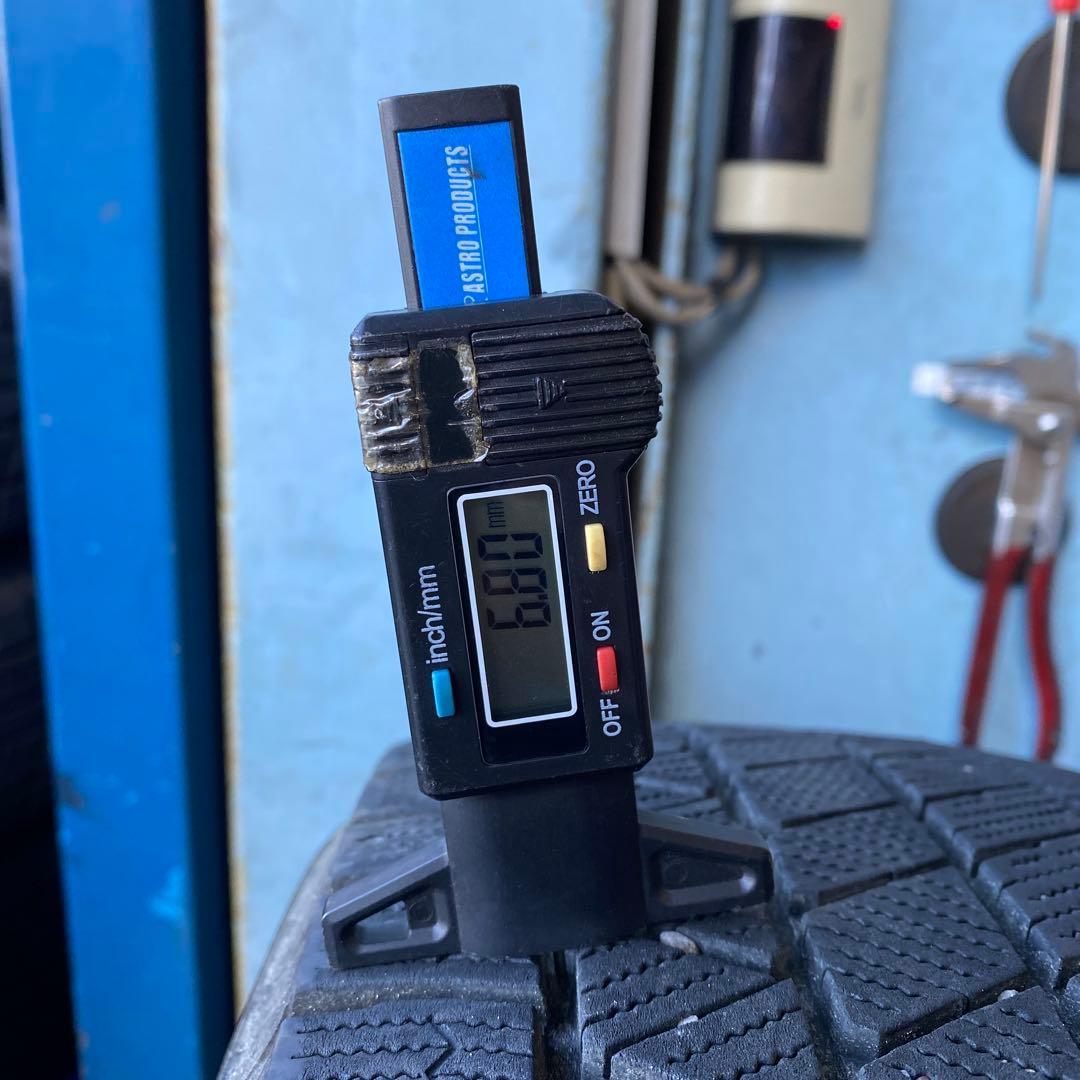 中古溝ありブリヂストンスタッドレスセット195/65R16 ライズ、ロッキー