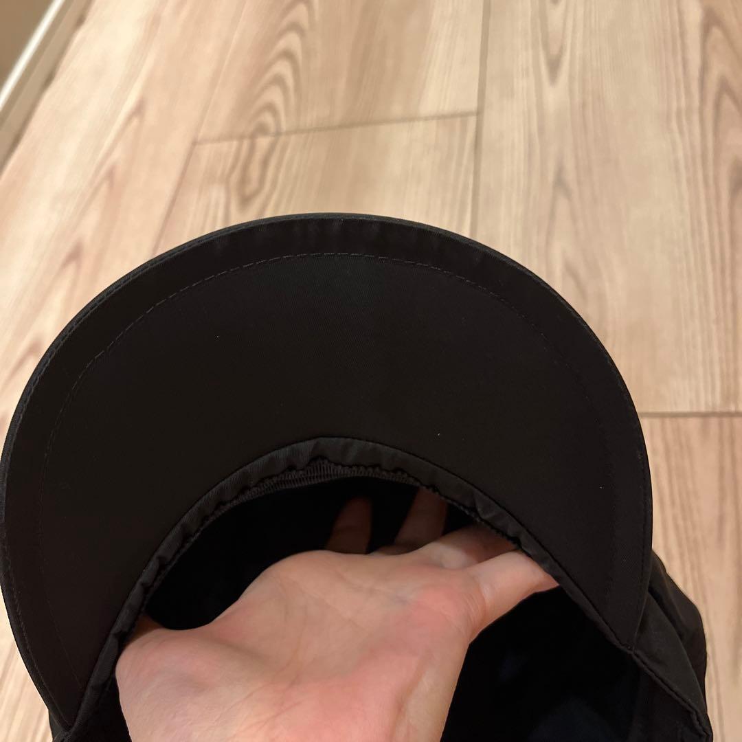 美品！プラダ　キャスケット